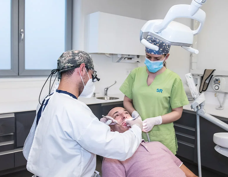 mejor clínica dental en a coruña